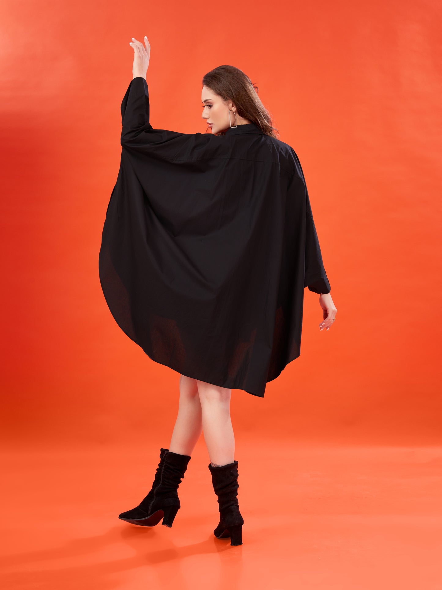 Black Poplin Kaftan Shirt with Handcrafted Bead Embellishments – Oversized Fit